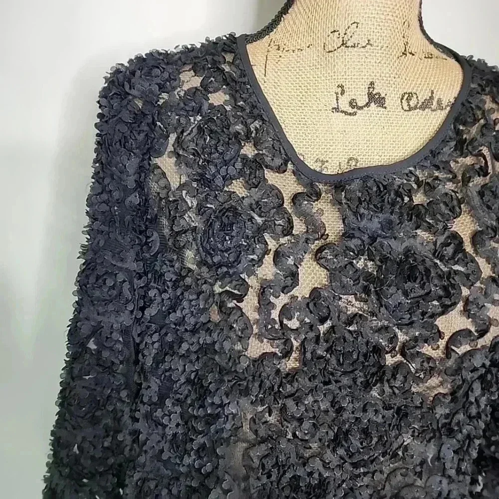 ZARA Contrasting Voluminous  Dress Size: Xl - Picture 11 of 12